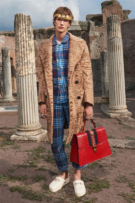 gucci for men 2018 appel wha|Gucci .